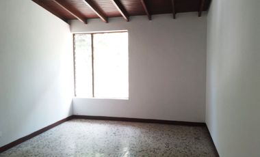 PR19183 Casa Comercial en venta en el sector Guayabal