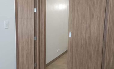 SMDC  SPRING RESIDENCES ACROSS SM BICUTAN 2br Family Suites available