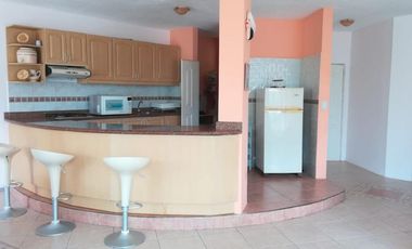 Venta departamento amoblado en Tonsupa, se acepta propiedad en Quito o Valles