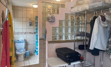 VENDO CASA AMUEBLADA Y EQUIPADA, JARDÍN, ALBERCA A UN COSTADO DEL FRACC. BURGOS