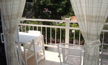 VENDO CASA AMUEBLADA Y EQUIPADA, JARDÍN, ALBERCA A UN COSTADO DEL FRACC. BURGOS