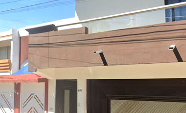 Casa en venta en Jardines de Virginia, Boca del Río, Veracruz en calle de Casuarina # 89