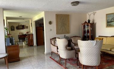 EN VENTA PROPIEDAD CON 2 CASAS, UN NIVEL EN CUERNAVACA, MORELOS.