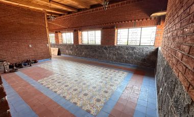 Venta de Finca 2 Casas 2 Cabañas Patzcuaro San Pedro CAMPESTRE con servicios