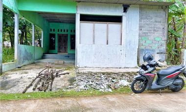 Rumah Strategis Buka Usaha Kedawung Sragen