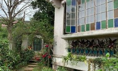 For Sale/for Lease: Overlooking Mansion in Tagaytay