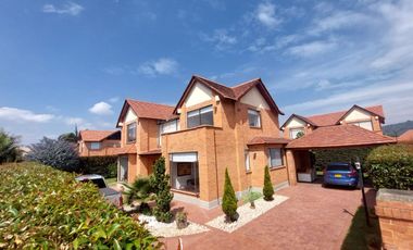 Casa campestre en venta en chia