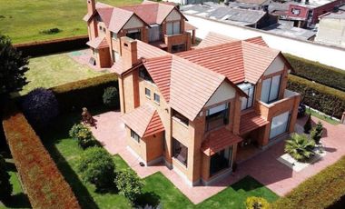 Casa campestre en venta en chia