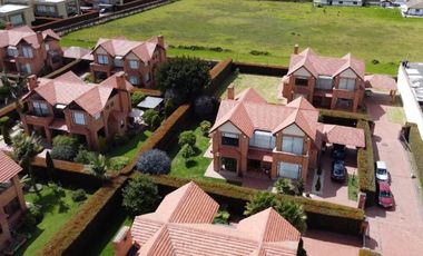 Casa campestre en venta en chia