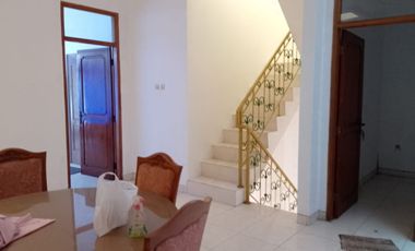 Dijual Rumah Taman Palem Lestari Jakarta Barat Bagus Murah Nyaman Siap Huni
