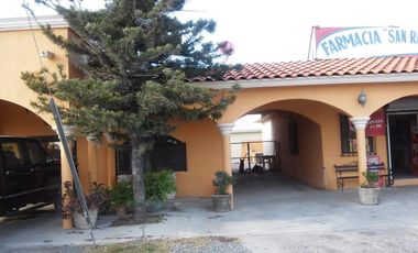 CASA EN VENTA EN CERRALVO, NL, ZONA CENTRO, INCLUYE 2 LOC COMERCIALES, COLONIAL