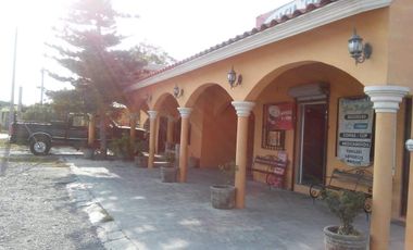 CASA EN VENTA EN CERRALVO, NL, ZONA CENTRO, INCLUYE 2 LOC COMERCIALES, COLONIAL