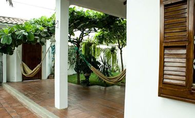 Salinas Hostería Moderna Venta de 6 Dorm. de Oportunidad