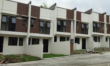 2 Storey Townhouse with 3 Bedroom, 2 Toilet and bath and 1 Car Garage FOR SALE in Taytay Rizal (PH2917)