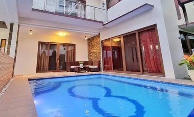 Rush Sale: . furnished 5-bedroom house with a pool and a garden- Pristina Talamban @ P58M