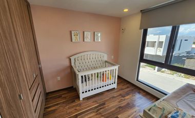 CASA EN VENTA EN LOMALTA TRES MARÍAS CON JACUZZI Y ROOF GARDEN