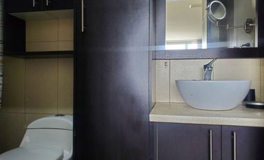 Suite amoblada de alquiler en Puerto Santa Ana, Torres Bellini.