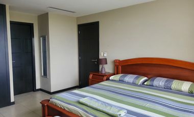 Suite amoblada de alquiler en Puerto Santa Ana, Torres Bellini.