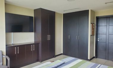 Suite amoblada de alquiler en Puerto Santa Ana, Torres Bellini.