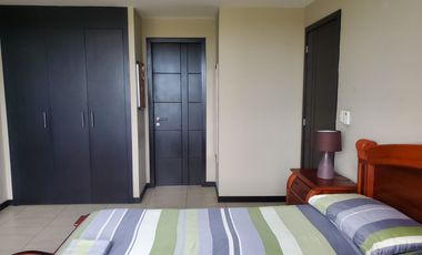 Suite amoblada de alquiler en Puerto Santa Ana, Torres Bellini.