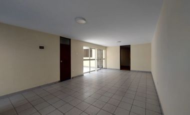 Se Alquila Amplio Departamento A Pasos De Av. Micaela - Plaza vea Pascana