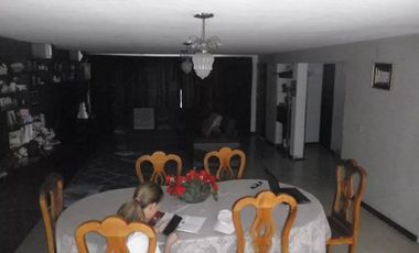 COL EL ROSARIO IZTAPALAPA VENDE CASA Y BODEGA