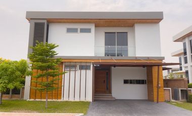 Modern House Fully Furnished with Private Pool for RENT in San Kamphaeng