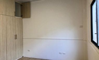 Alquilo casa remodelada con hermosos acabados en Samanes 2 (J Luna)