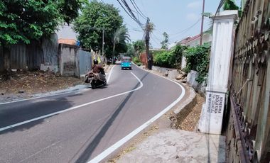 Rumah Hitung Tanah Luas 452 Caringin Cilandak Barat  dekat pondok indah