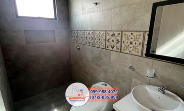 Hermosa casa VIP con área verde de venta, Sector cuatro esquinas de Ricaurte C1110