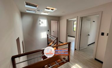 Hermosa casa VIP con área verde de venta, Sector cuatro esquinas de Ricaurte C1110