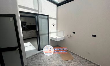 Hermosa casa VIP con área verde de venta, Sector cuatro esquinas de Ricaurte C1110