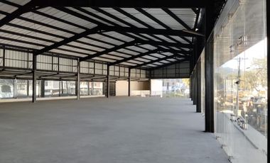 Local comercial de alquiler en Loja