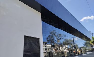 Local comercial de alquiler en Loja