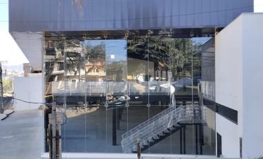 Local comercial de alquiler en Loja