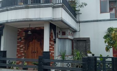 Dijual Rumah Pamulang Tangerang Selatan Bagus Nyaman Siap Huni Full Furniture & Full Marmer