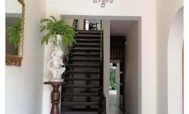 LINDA CASA PARA FAMILIA GRANDE MÚLTIPLES AMBIENTES EN EL CORAZÓN DE SAN ISIDRO