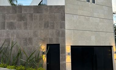 Casa Nueva en Fraccionamiento Las Brisas Cuernavaca, Morelos $5,950,000