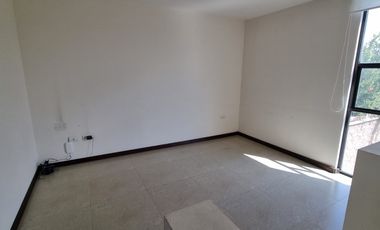 CASA EN RENTA EN PUEBLA EN FRACC. REAL SANTA CRUZ, CERCA DEL COLEGIO HUMBOLDT