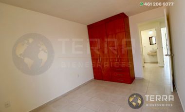 RENTA CASA Amplia 🏡 en la Cantera Residencial Celaya Gto. Villa Marino Fraccionamiento con Alberca 🏊 Gym Área de Juegos Infantiles 👦 👧🏼