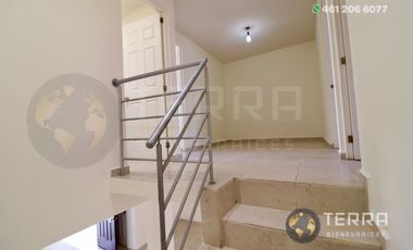 RENTA CASA Amplia 🏡 en la Cantera Residencial Celaya Gto. Villa Marino Fraccionamiento con Alberca 🏊 Gym Área de Juegos Infantiles 👦 👧🏼
