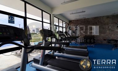 RENTA CASA Amplia 🏡 en la Cantera Residencial Celaya Gto. Villa Marino Fraccionamiento con Alberca 🏊 Gym Área de Juegos Infantiles 👦 👧🏼