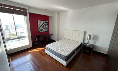 Penthouse en renta - La Castellana
