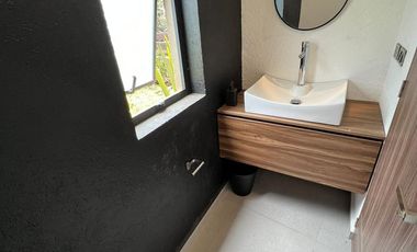 BONITA CASA CON EXCELENTE UBICACION