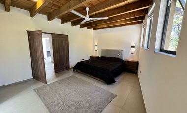 BONITA CASA CON EXCELENTE UBICACION