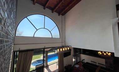 CASA EN VENTA EN FRACCIONAMIENTO LOMAS DE COCOYOC MORELOS