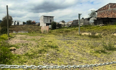 EN VENTA TERRENO CON 625m2 UBICADO EN CHILCAPAMBA