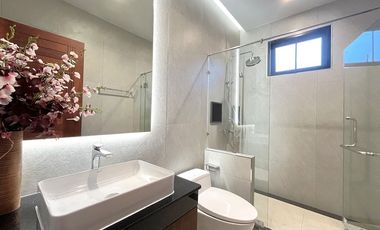 New Modern Three-bedroom Pool Villa Project for Sale in Khao Thong, Krabi