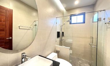 New Modern Three-bedroom Pool Villa Project for Sale in Khao Thong, Krabi