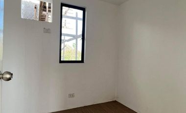 Townhouse corner For Sale in Biñan Laguna